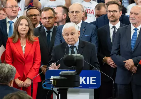 Alegeri Polonia: luptă strânsă între Kaczynski și Tusk în „cel mai important scrutin de după căderea comunismului”, urmărit atent în Europa