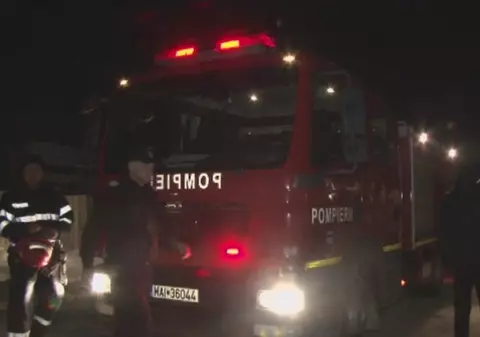 Scurgeri de gaze la vagonul unui marfar, în apropiere de Cernavodă. Traficul rutier și feroviar, blocat aproape două ore