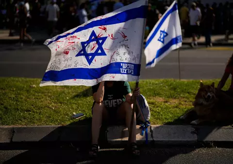 Un israelian s-a rugat pentru victimele din Gaza. Apoi, a devenit ținta unui atac extremist. Criticii guvernului văd un „climat al fricii” în Israel