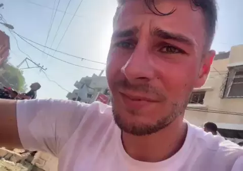 Student la Medicină în Craiova îngrijește acum răniții palestinieni din Fâșia Gaza: „M-am trezit în iad!