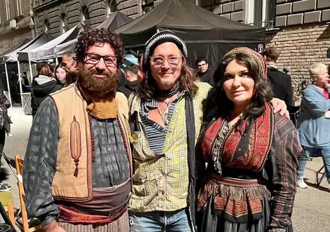 Viorica și Ioniță de la Clejani, în film cu Al Pacino. Artiștii români apar în producția lui Johnny Depp