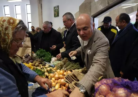 Rareș Bogdan, întrebat despre ceasul Rolex pe care l-a purtat la piață: „Sunt un om asumat, îmi permit. Am ceasuri de 200.000”