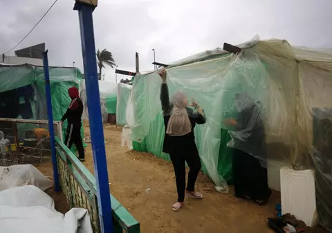 Ploile abundente din Fâșia Gaza fac ca adăposturile să fie „de nelocuit”, avertizează ONU