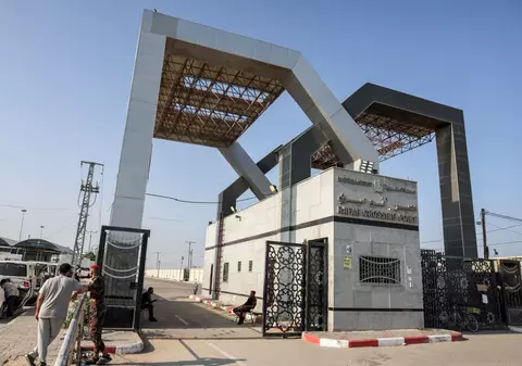 MAE anunță că este pregătit să asigure evacuarea cât mai rapidă a cetățenilor români din Fâșia Gaza, după deschiderea punctului de frontieră Rafah