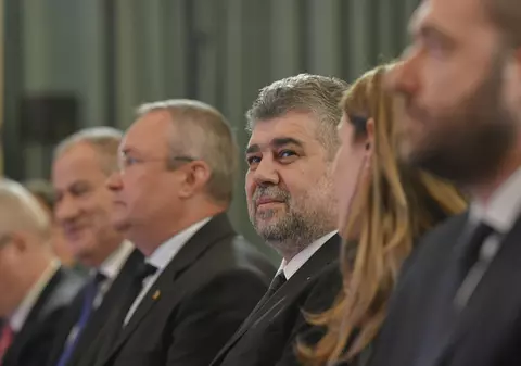 Doi comici vestiți ai micilor ecrane. De ce lupta lui Ciolacu și Ciucă cu prețurile nu are cum să funcționeze