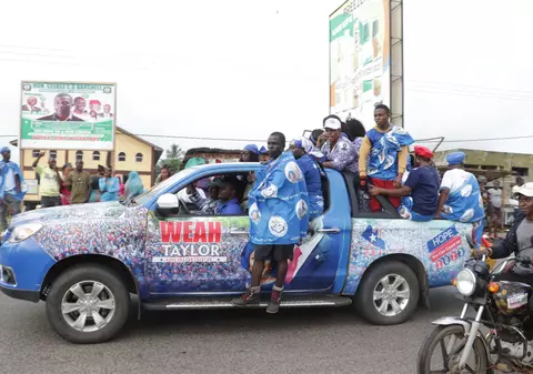 Cel puțin zece persoane au murit în Liberia după ce o mașină a intrat într-un grup de simpatizanți ai președintelui ales