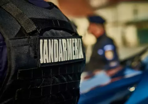 Jandarmerița prinsă cu droguri în mașină, cercetată disciplinar și consiliată psihologic
