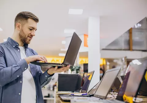 Laptopuri ieftine la eMAG de Black Friday 2023