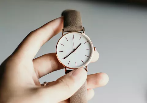 E timpul să-ți schimbi ceasul? Ce zici de unul Fossil?