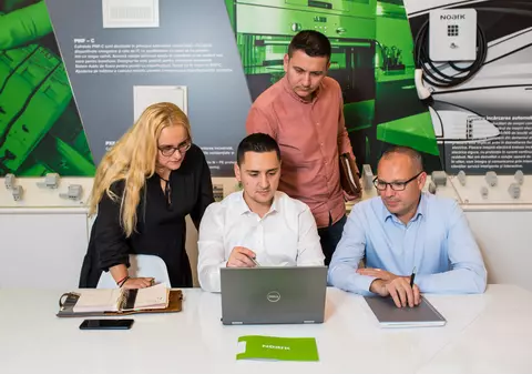 Cariera ta în energie electrică începe cu Noark Electric