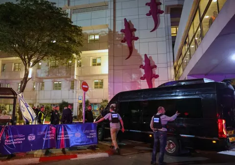 Doi ostatici cu dublă cetățenie israeliană și română au fost eliberați din Fâșia Gaza, anunță MAE