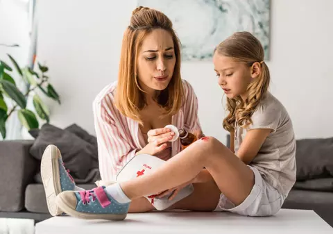 Primul ajutor în caz de tăieturi - la ce să fii atent