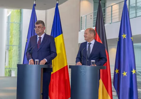 Marcel Ciolacu publică imagini luând prânzul cu Olaf Scholz și spune că a discutat cu acesta despre aderarea României la Schengen. VIDEO