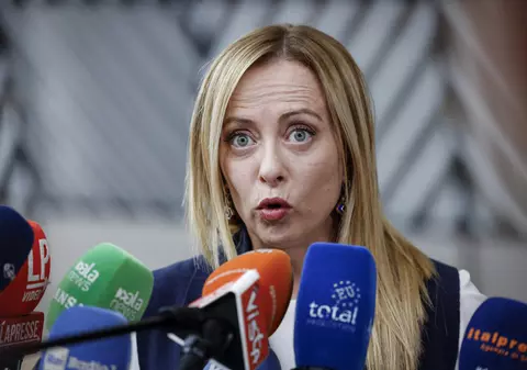 Giorgia Meloni, păcălită de doi farsori ruși să spună ce crede cu adevărat despre războiul din Ucraina