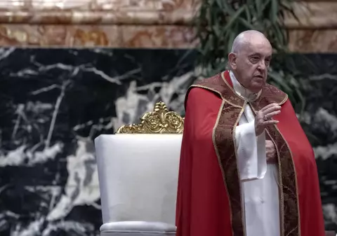 Papa Francisc s-a întâlnit cu rabinii europeni, dar a ales să nu citească discursul pe care trebuia să îl țină, anunțând că nu se simte bine