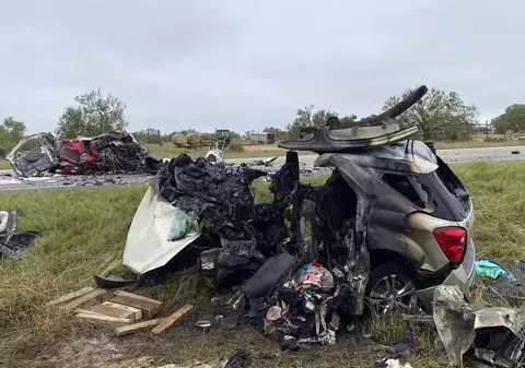 Opt persoane au murit în SUA, într-un accident provocat de un traficant de migranți care încerca să scape de polițiști