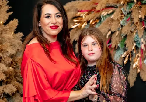 Apelul făcut de Oana Roman după ce ea și fiica ei s-au întors din Laponia. „Dragii mei, am nevoie de ajutorul vostru. Nu a venit nimeni să ne ia”