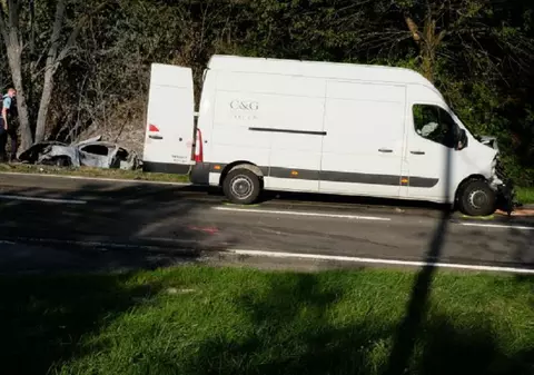 Curierul român judecat pentru că o șoferiță și fiica ei de 12 ani au murit carbonizate în mașină, condamnat cu suspendare, în Franța