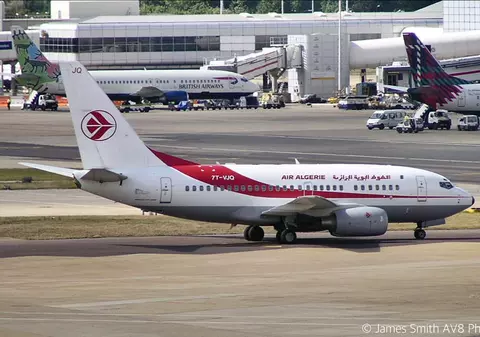 Un bărbat a supravieţuit zborului din Algeria la Paris ascuns în trenul de aterizare