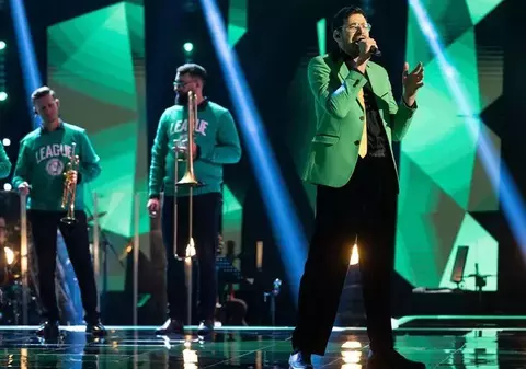 Cine este Alex Maxim, finalist la „Vocea României” 2023. Face parte din echipa lui Smiley și va urca pe scenă alături de Adi Minune