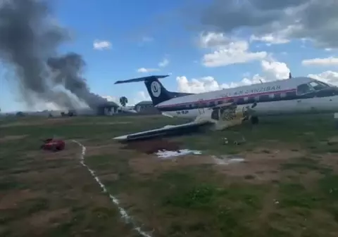 Două avioane identice ale aceleiași companii, cu câte 33 de oameni la bord, accidente pe același aeroport, în aceeași zi