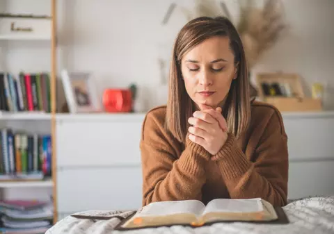 Ce reprezintă „sărindarul“ şi cum foloseşte credincioşilor