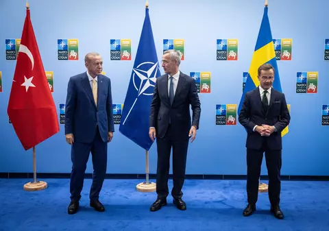 Suedia, cu un pas mai aproape de NATO. Comisia pentru afaceri externe din Parlamentul Turciei a aprobat aderarea