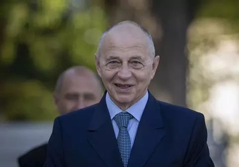 SONDAJ. Geoană, pe primul loc în intențiile de vot la prezidențiale. Diana Șoșoacă este pe 3. Pe cine preferă românii dacă oficialul NATO nu candidează