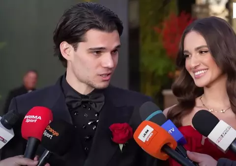 Ianis Hagi s-a căsătorit civil cu Elena Tănase în ziua de Crăciun. Imagini fabuloase de la eveniment