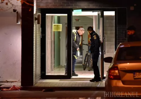 Un bărbat a murit, după ce a fost înjunghiat de fiul său într-un bloc din Oradea
