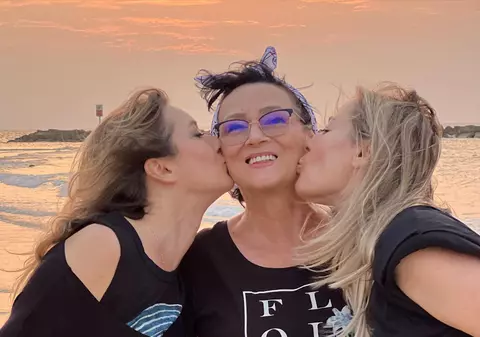 Mama Laurei Cosoi a murit. Anunțul făcut de actriță: „Mami, te iubim dincolo de viața asta”