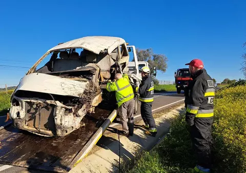 Un român și un moldovean au murit pe loc în microbuzul care-i ducea la muncă, alături de 10 colegi, în Cuba, Portugalia