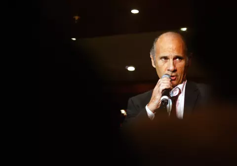 Guy Marchand a murit, la 86 de ani. Actorul şi cântăreţul francez a devenit celebru pentru rolul detectivului Nestor Burma şi melodia „La Passionata” | VIDEO