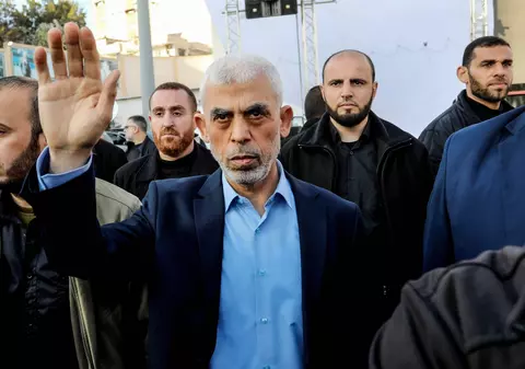 Israelul a pus recompense pe capul liderilor Hamas. Armata distribuie pliante locuitorilor din Gaza, promițând sute de mii de dolari | FOTO