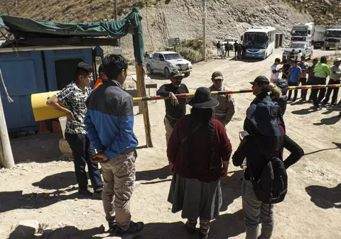 Atac armat asupra unei mine de aur din Peru. „Sunt morți și răniți”, anunță autoritățile