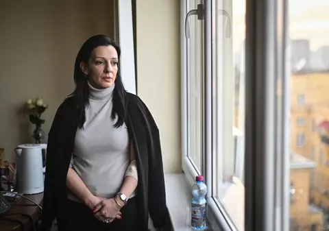 Cine este Marinika Tepic, politiciana de etnie română care conduce opoziția din Serbia și cere invalidarea rezultatelor electorale