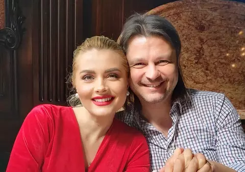 Dezvăluirea făcută de Iana Novac după 21 de ani de căsnicie cu Octavian Dobrotă. „Eram săraci, nu aveam nimic”