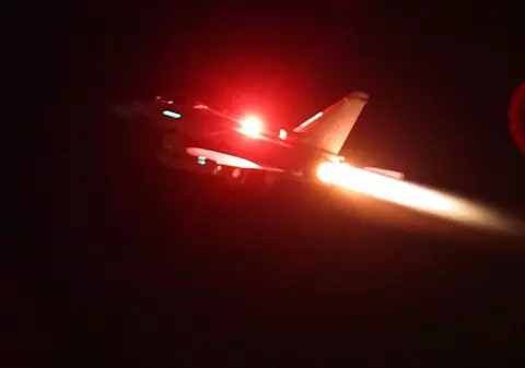 SUA și Marea Britanie au lansat noi lovituri comune asupra țintelor Houthi din Yemen