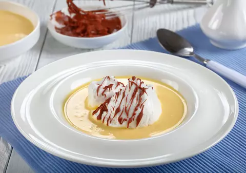 Rețeta de lapte de pasăre - cum faci desertul copilăriei