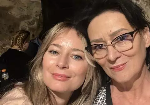 Ce a descoperit Laura Cosoi în casa mamei sale, după ce aceasta s-a stins din viață: „Am găsit printre cărți”