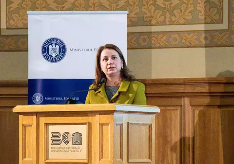 Ministrul educației, despre accesul elevilor pe intrarea profesorilor: Sunt școli care permit, dar trebuie ţinut cont de siguranţa copiilor