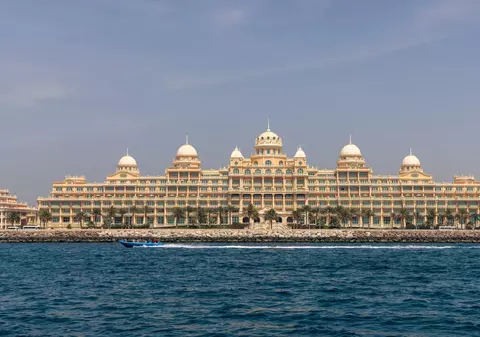 Un penthouse cu camere „criogenice” și „paturi din paie”, scos la vânzare pentru 163 de milioane de dolari în Dubai