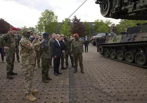 Olaf Scholz le reproșează statelor UE că sprijinul militar acordat Ucrainei este „insuficient”