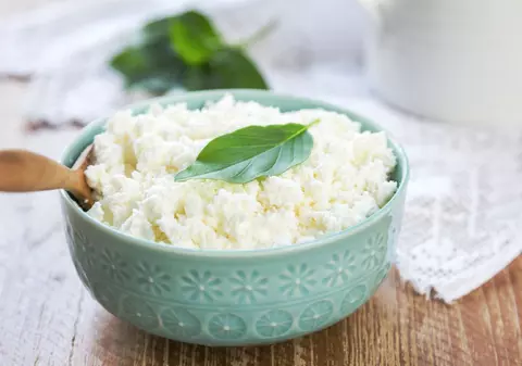 Reţete cu brânză de vaci - ce să faci cu brânza dulce