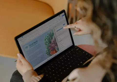 1.200 de joburi remote au fost postate de la începutul anului. Cele mai multe poziții deschise sunt în call centere, asigurări, IT/telecom, servicii și educație/ training