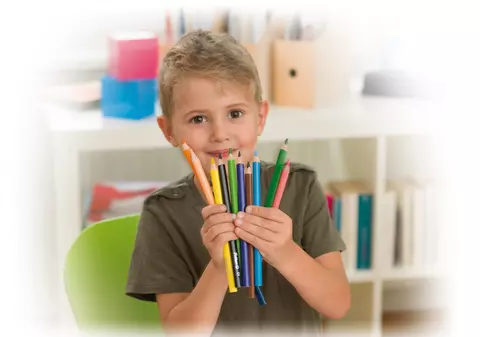 Cele mai bune creioane colorate pentru copii: Ghidul Părinților