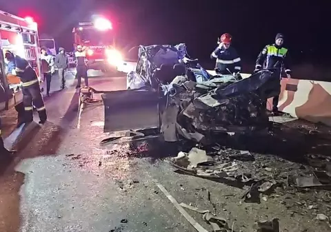 Un tânăr de 20 de ani fără permis e șoferul care a intrat cu 150 km/h sub un TIR și a murit pe loc, împreună cu un pasager de 21 de ani, la Mihail Kogălniceanu, în Constanța