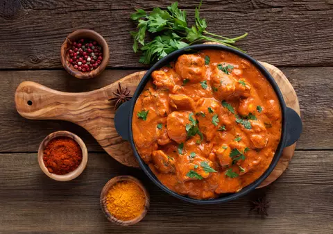 Butter chicken - rețeta indiană de pui cu unt