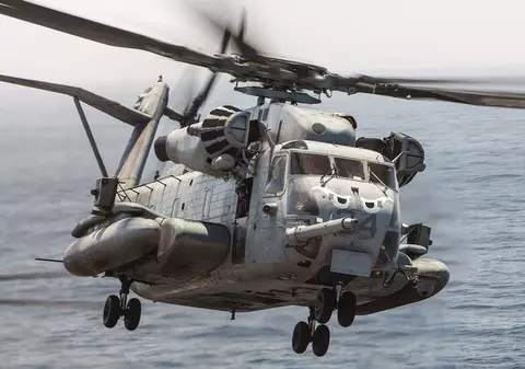 Un elicopter militar cu cinci pușcași marini la bord a dispărut în drum spre California