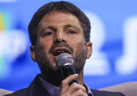 „Acești oameni fără inimă nu pot continua să conducă țara”. Un ministru israelian a declarat că „ostaticii nu sunt prioritari”, stârnind furia familiilor prizonierilor Hamas